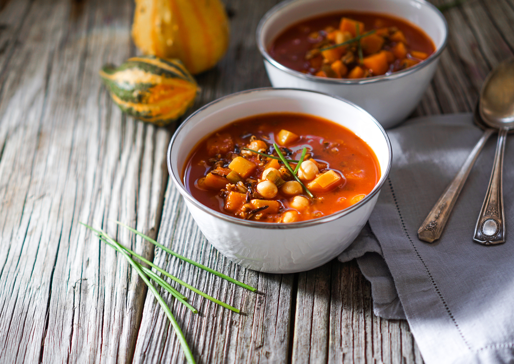 Two bowls of pumpkin chili