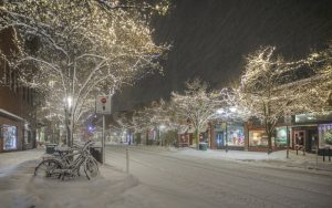 Christmas in Michigan: 15 Festive Ways To Celebrate - Midwest Explored