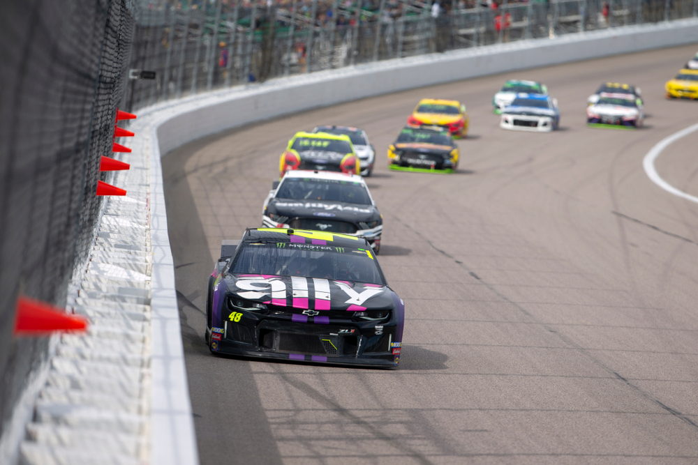 Racecars on the track at the Kansas City Speedway.