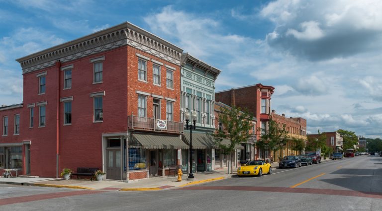 15 Small Towns in Missouri You Must Visit - Midwest Explored