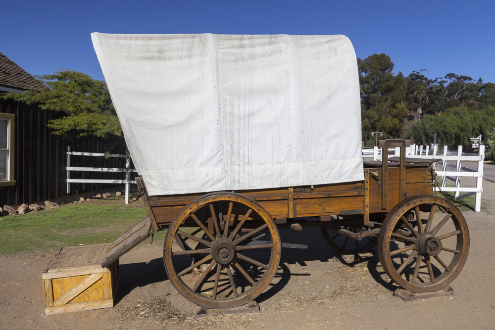 A covered wagon like one you'll find at the Derby Historical Museum, one of the best things to do near Wichita.