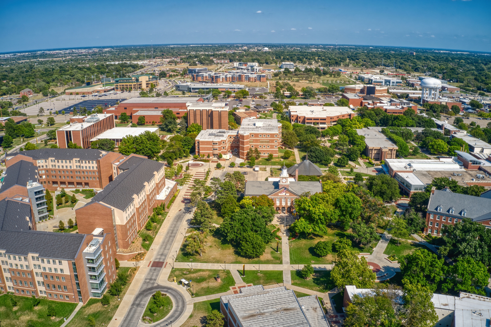 An aerial view of the campus of Wichita University. The campus is where you can find the Original Pizza Hut Museum, one of the best things to do in Wichita KS.