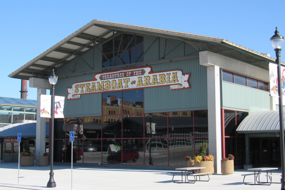 Front of the Arabia Steamboat Museum, one of the best museums in Kansas City, MO.