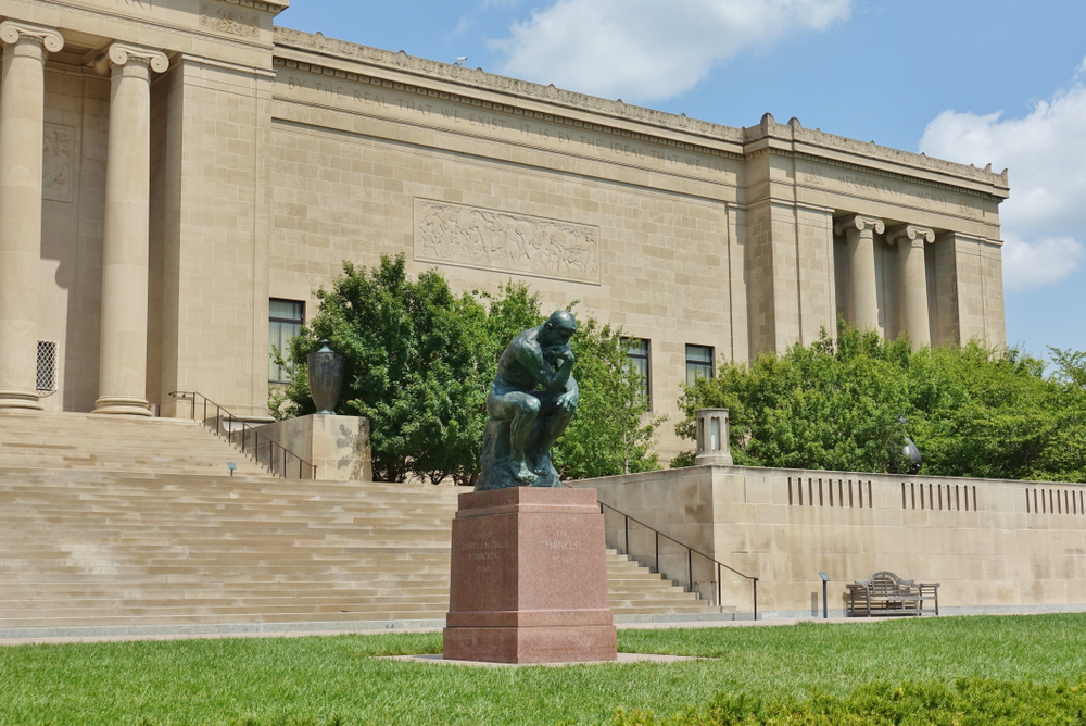 Front of the Nelson-Atkins Museum with a copy of Rodin's "Thinker."