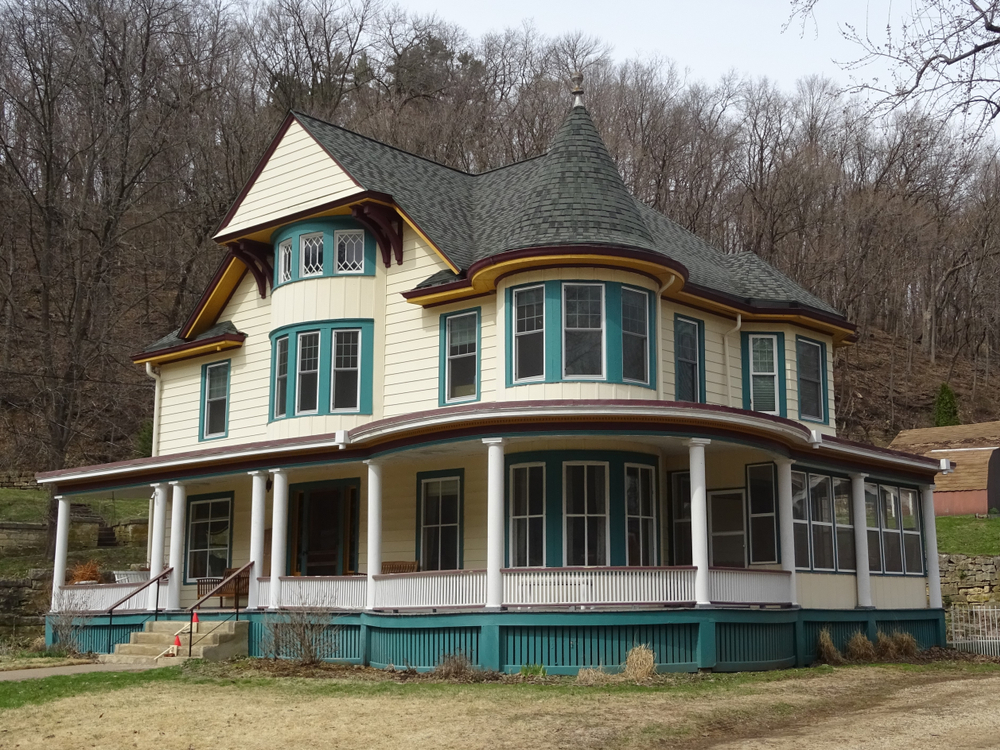 Old American house 