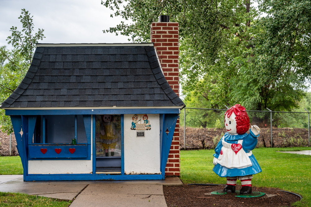 Raggedy Ann display at Storybook Island, a free childrens' book themed park. One of the things to do in Rapid City. 