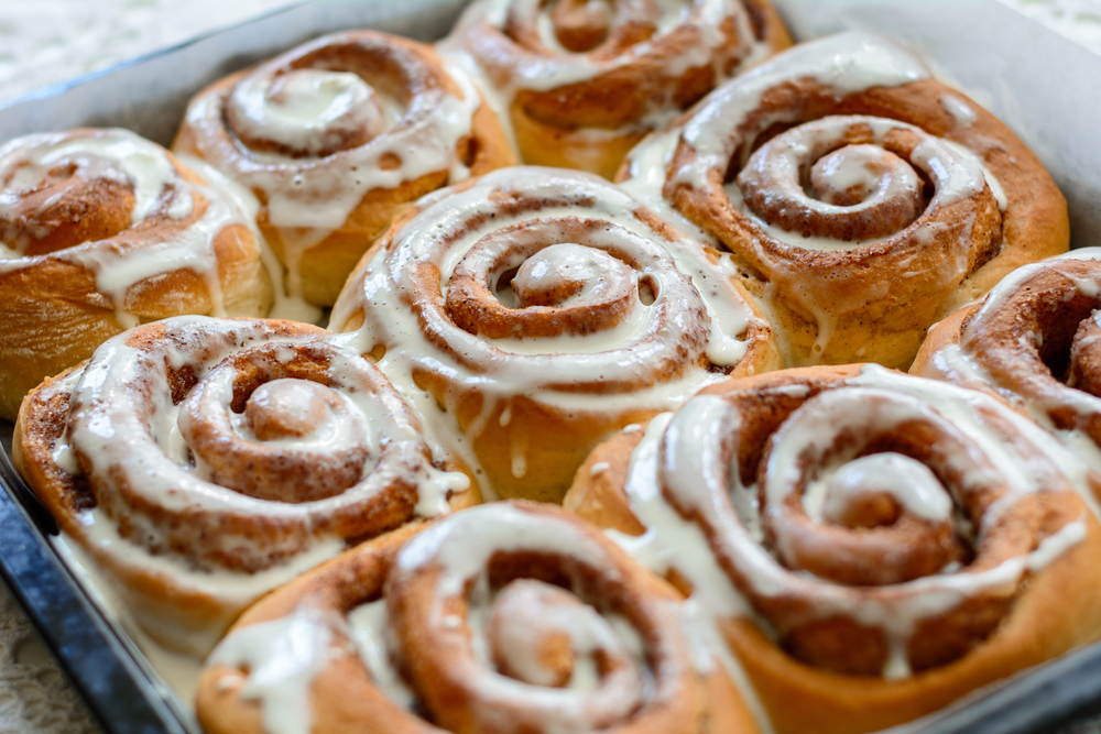 Fresh homemade Cinnamon rolls or Cinnamon buns in a article about restuarants in Evansville. 