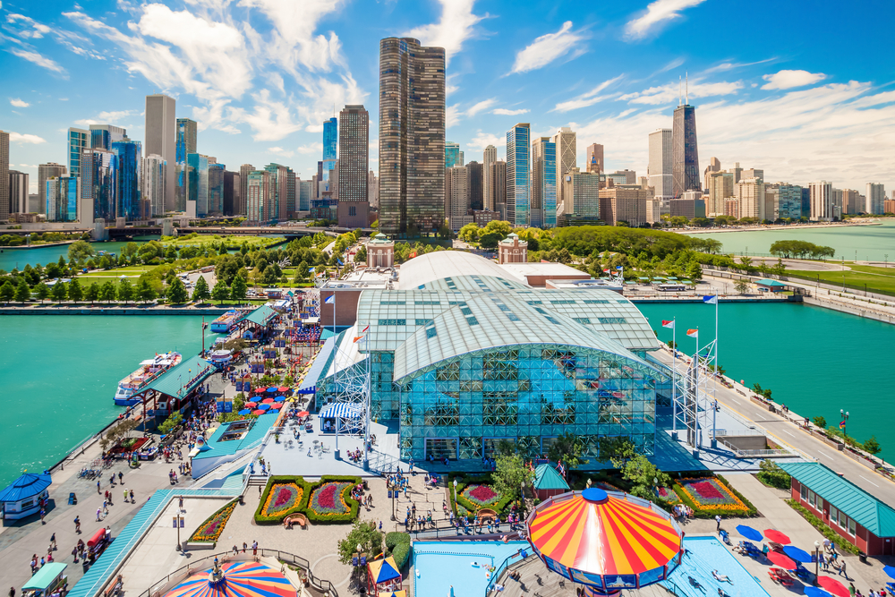 Aerial view over Navy Pier towards Streeterville district, where to stay in Chicago.