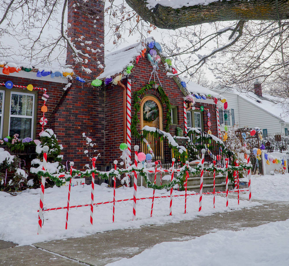 gingerbread house in christmas