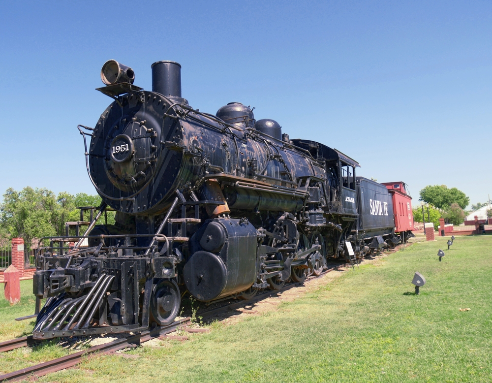 Front-side view of a Santa Fe Railway Locomotive No. 1951 train towns in oklahoma