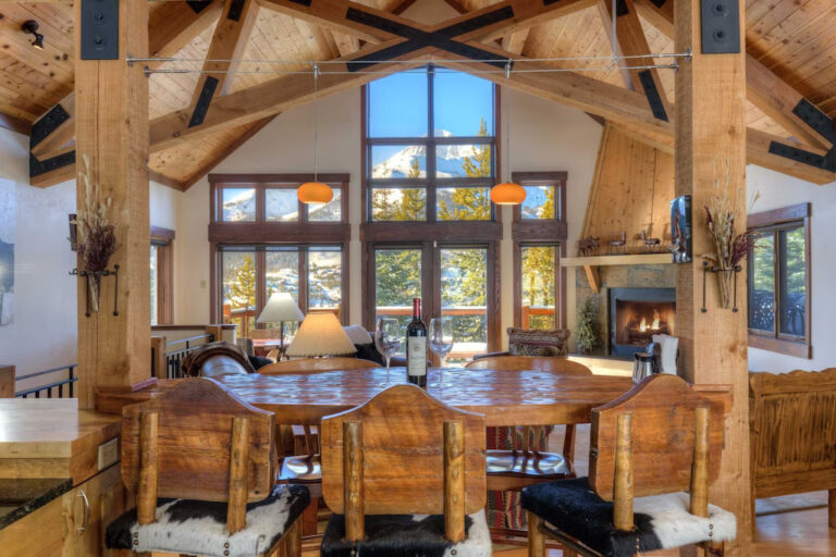 15 Coolest Cabins in Montana For A Getaway - Midwest Explored