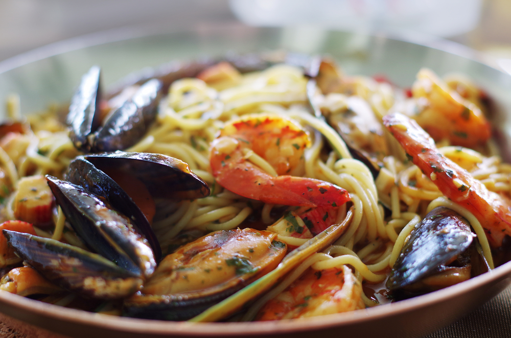 Fresh Spaghetti pasta with seafood in an article about restaurants in Helena 