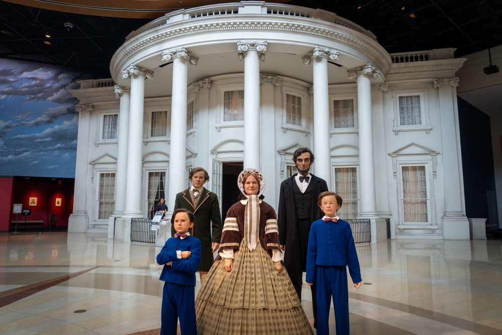 statues of abraham lincoln and his family inside a museum things to do in springfield il