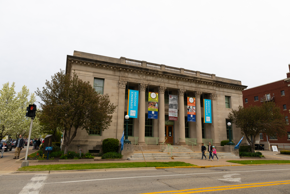 Exterior of the Holland Museum with columns.