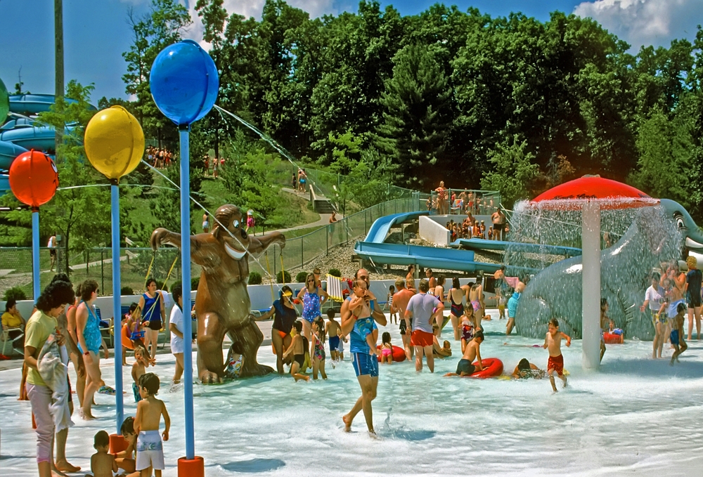 Wisconsin Dells family water park - Wisconsin. You can see people in the water and children having fun. 