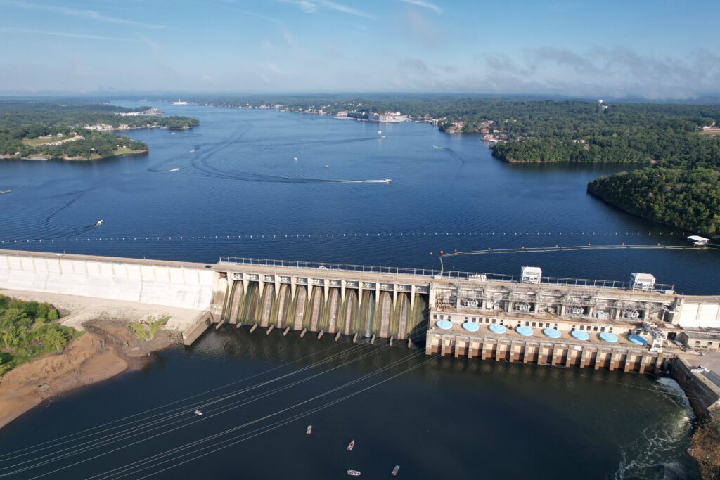 Bagnell dam lake of the Ozarks one of the things to do in Osage Beach MO 