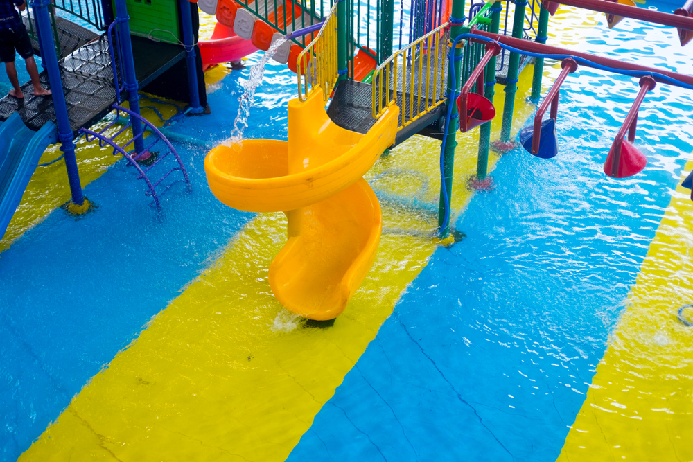 water slides indoor waterparks in the midwest