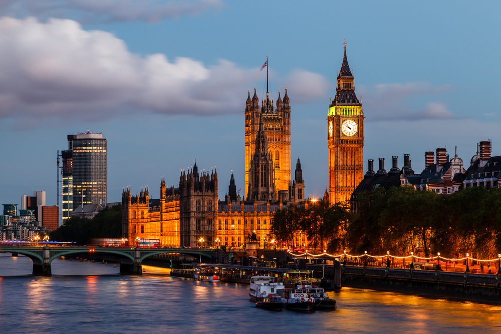 big ben and westminster bridge in the evening flights from chicago